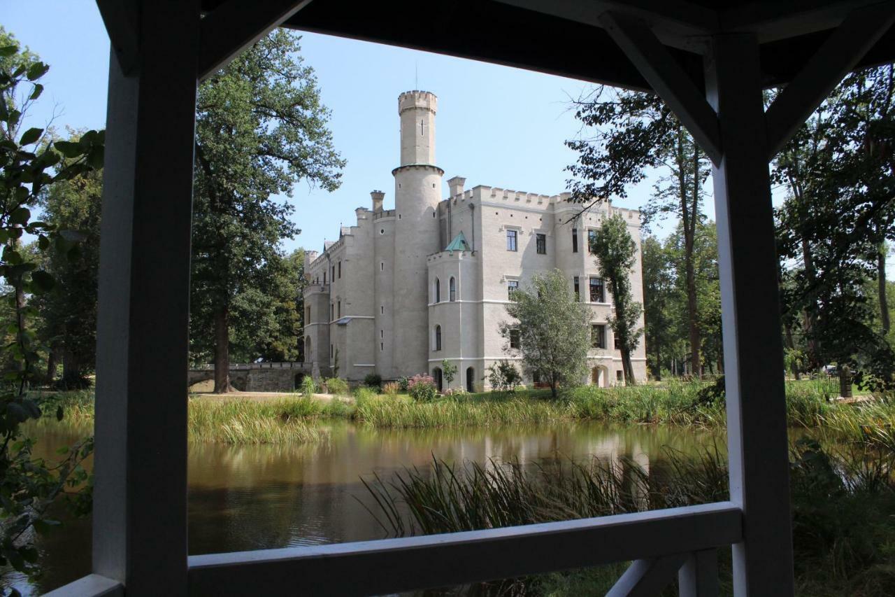 Zamek Karpniki Schloss Fischbach 웜니차 외부 사진